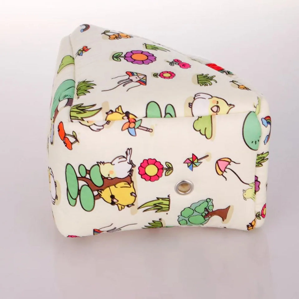 Parrot Cotton Nest Sleeping Bag Soft and Warm Bread Triangular Nest Cartoon Pattern Decoration Can Be Hung Inside The Cage