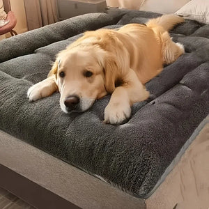 Extra Large Soft Polyester Plush Dog Bed Sofa Thickened Dog Pet Bed For Large Dog Dog Crate Mat Bed