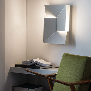 Italian Design Wall Lamp LED Background Sconce Creativity Art Model Indoor Living Dining Room Bedroom Hallway Home Decor Lamp